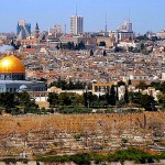 En Jerusalén, mientras nuestros soldados caen