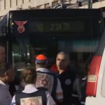 Un terrorista palestino apuñala a 16 personas en Tel Aviv