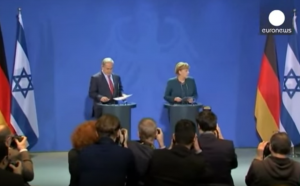 Benjamín Netanyahu y Angela Merkel.